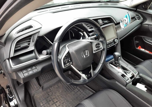 Honda Civic cena 94999 przebieg: 55000, rok produkcji 2020 z Koszalin małe 22